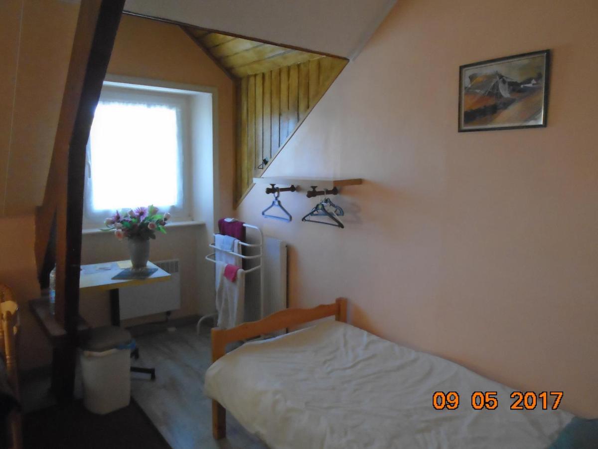 Bed and Breakfast La Mare Aux Fees Юельґоа Екстер'єр фото