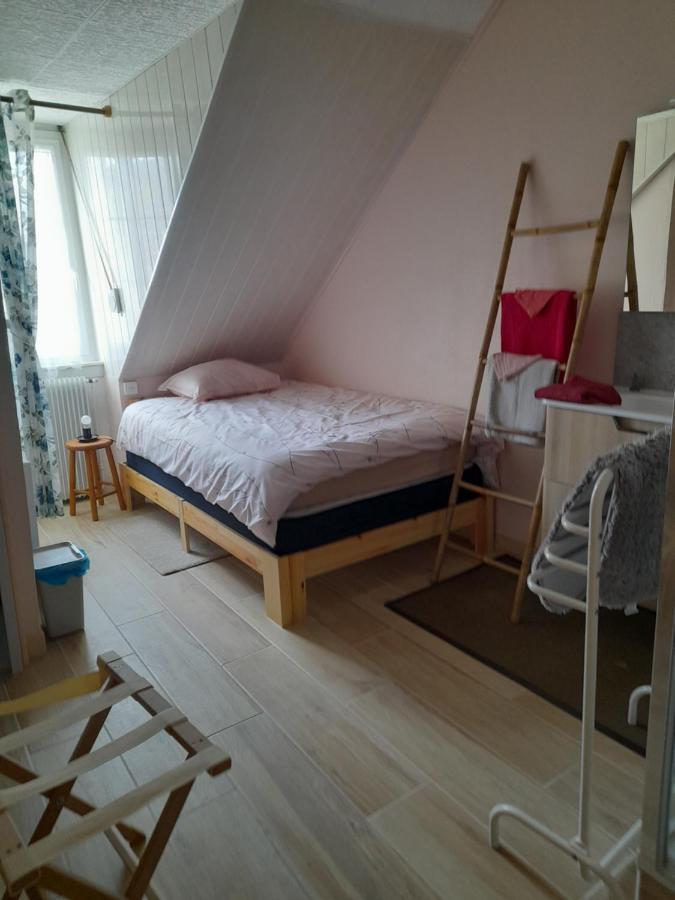 Bed and Breakfast La Mare Aux Fees Юельґоа Екстер'єр фото